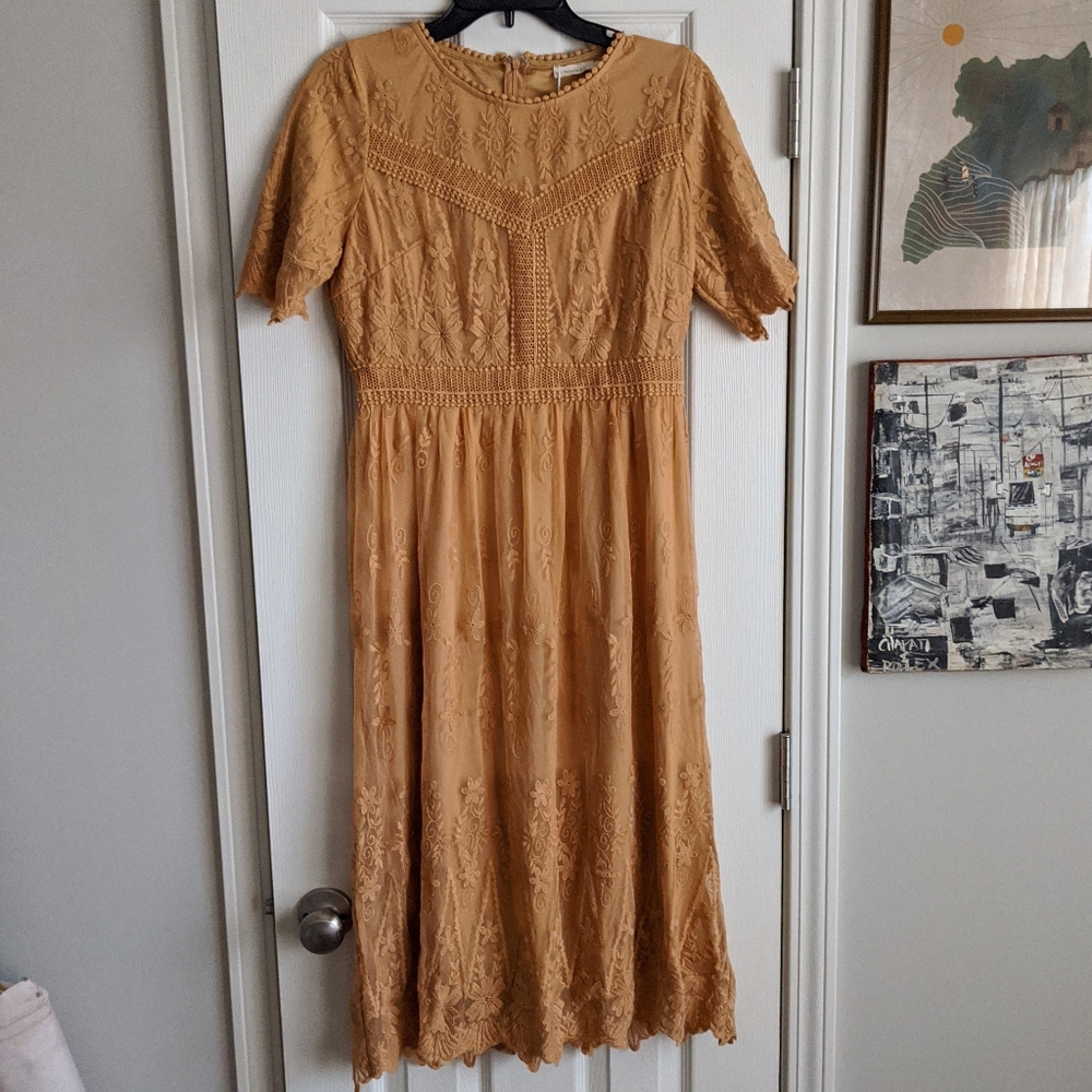 NWT Roolee Lace Midi Dress